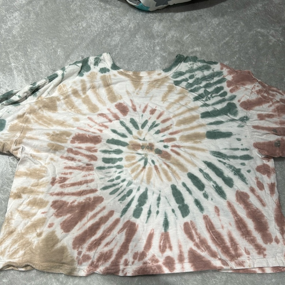So tie dye crop top